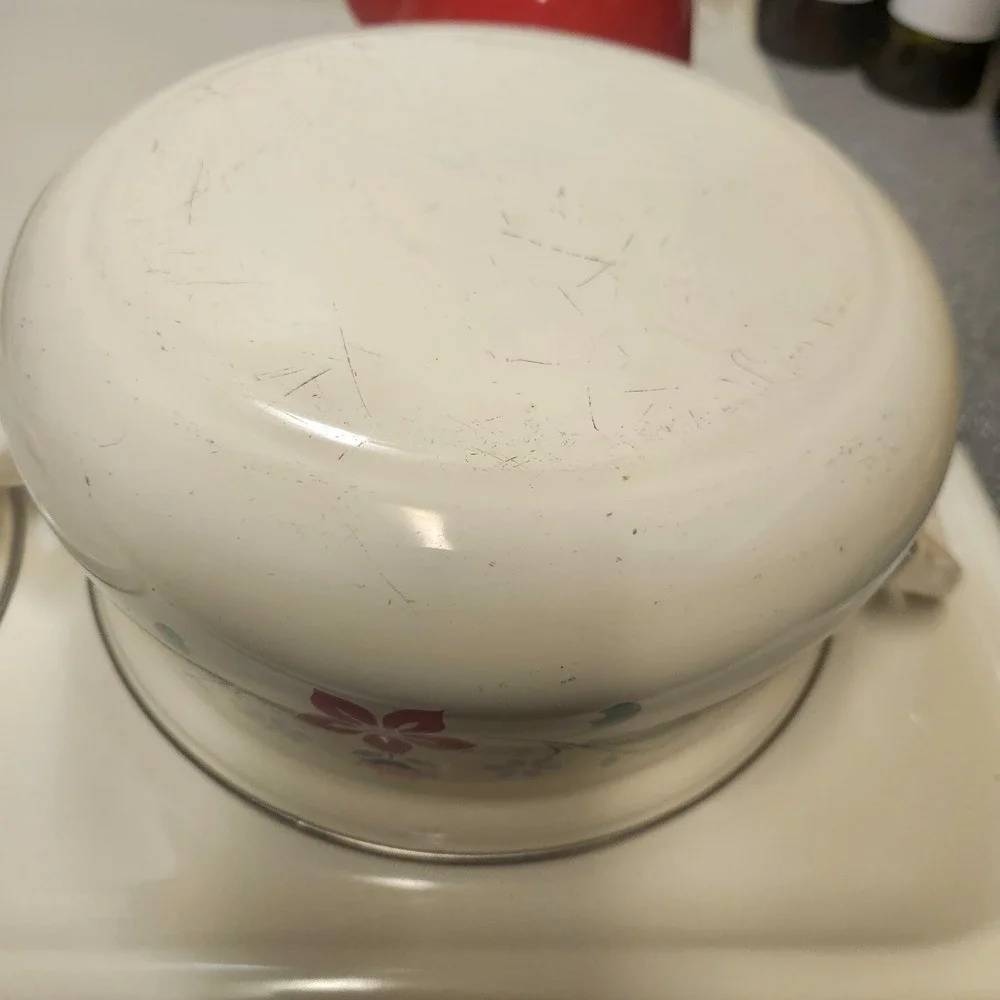 Vintage 6 quarts Enamel flower ‎ Pattern Pot w/Lid